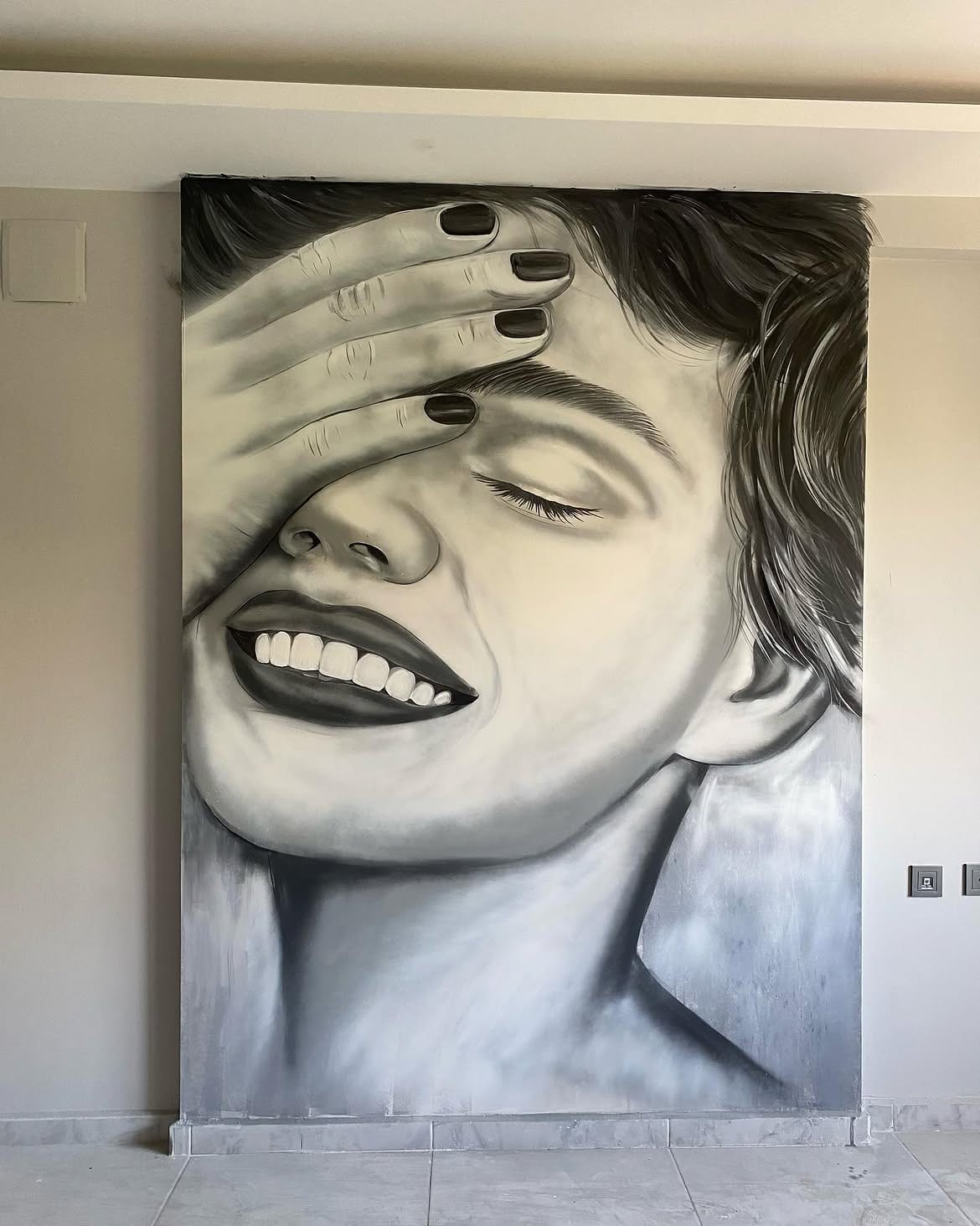 Smile — Tuval üzerine akrilik boya — 2022